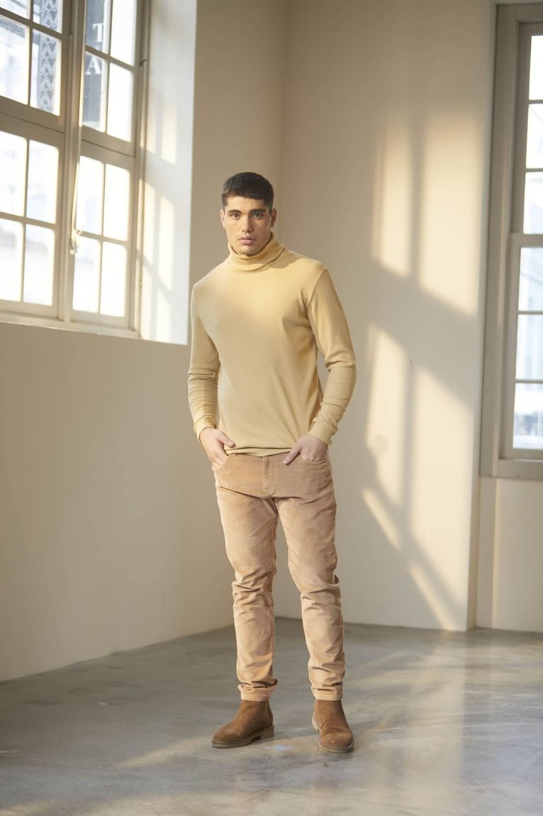 21_58_20_610_21_5_0_069_wshirt_blusacaneladagolarola_camel20220wshirt2427256_web