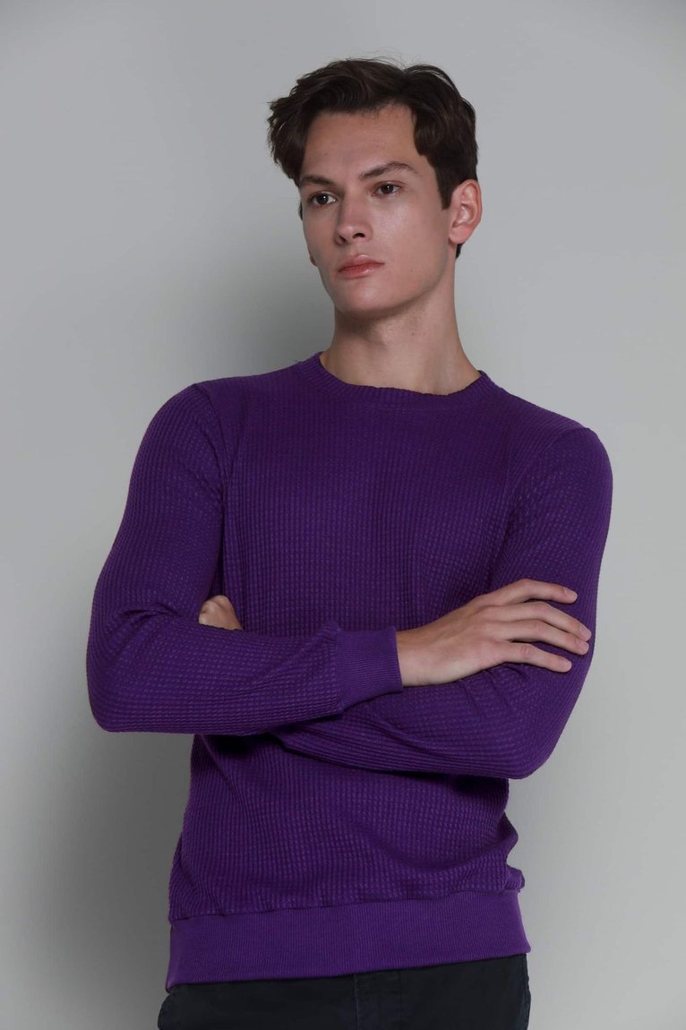 19_6_9_933_wshirt_sueterlondon_violeta1_web