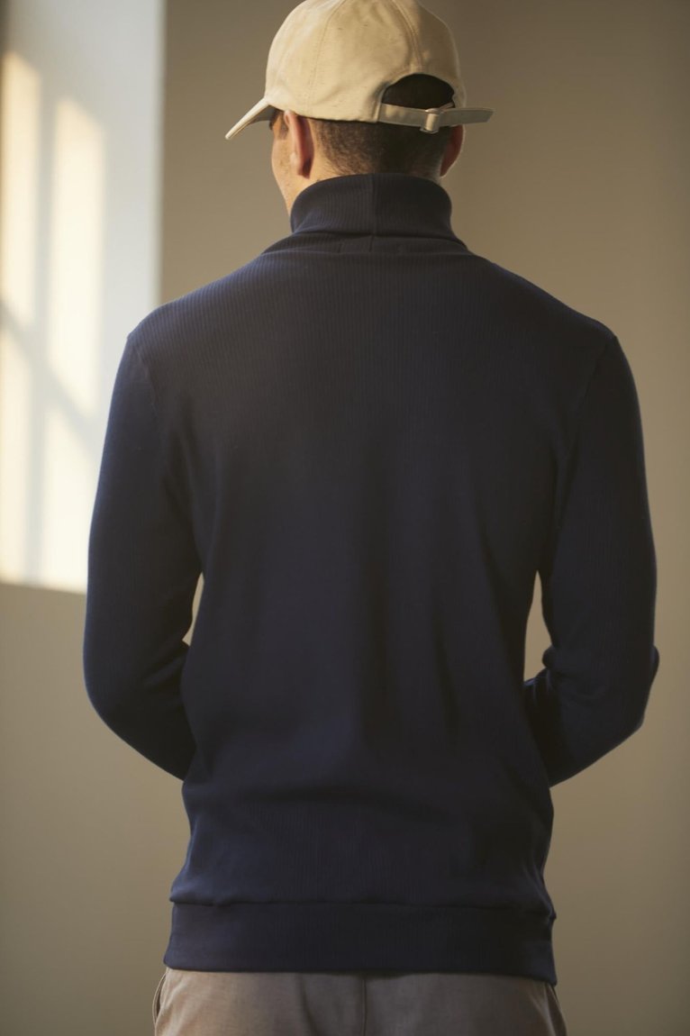 21_58_15_515_21_5_9_993_wshirt_blusacaneladagolarola_azulmarinho20320wshirt2427240_web