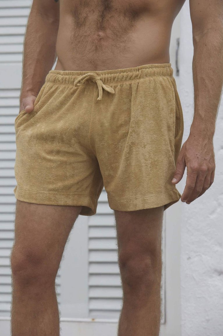 23_13_29_853_23_12_8_877_wshirt_shortsbreeze_gold20320img_6561_web