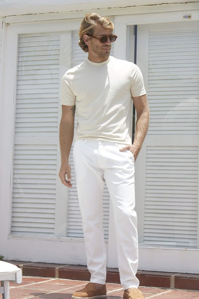 22_25_23_774_22_12_8_870_wshirt_calcachino_offwhite20120img_7133_web