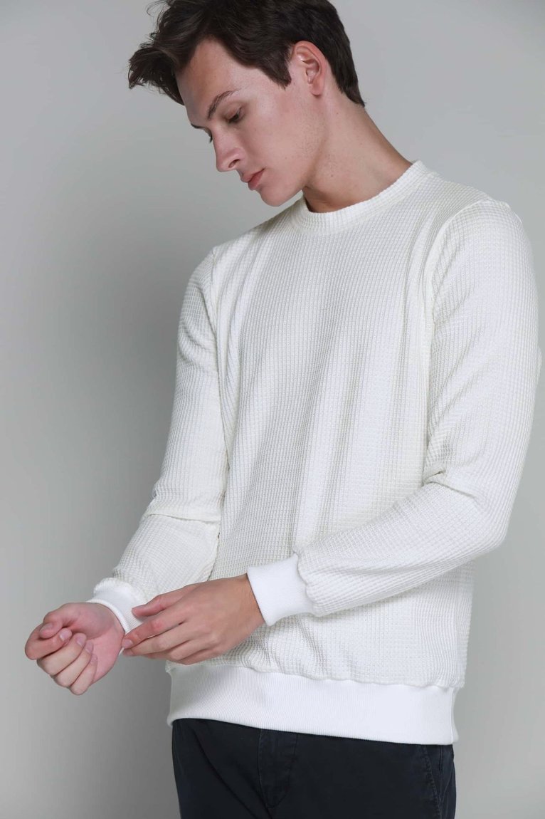 18_6_0_036_wshirt_sueterlondon_offwhite2_web