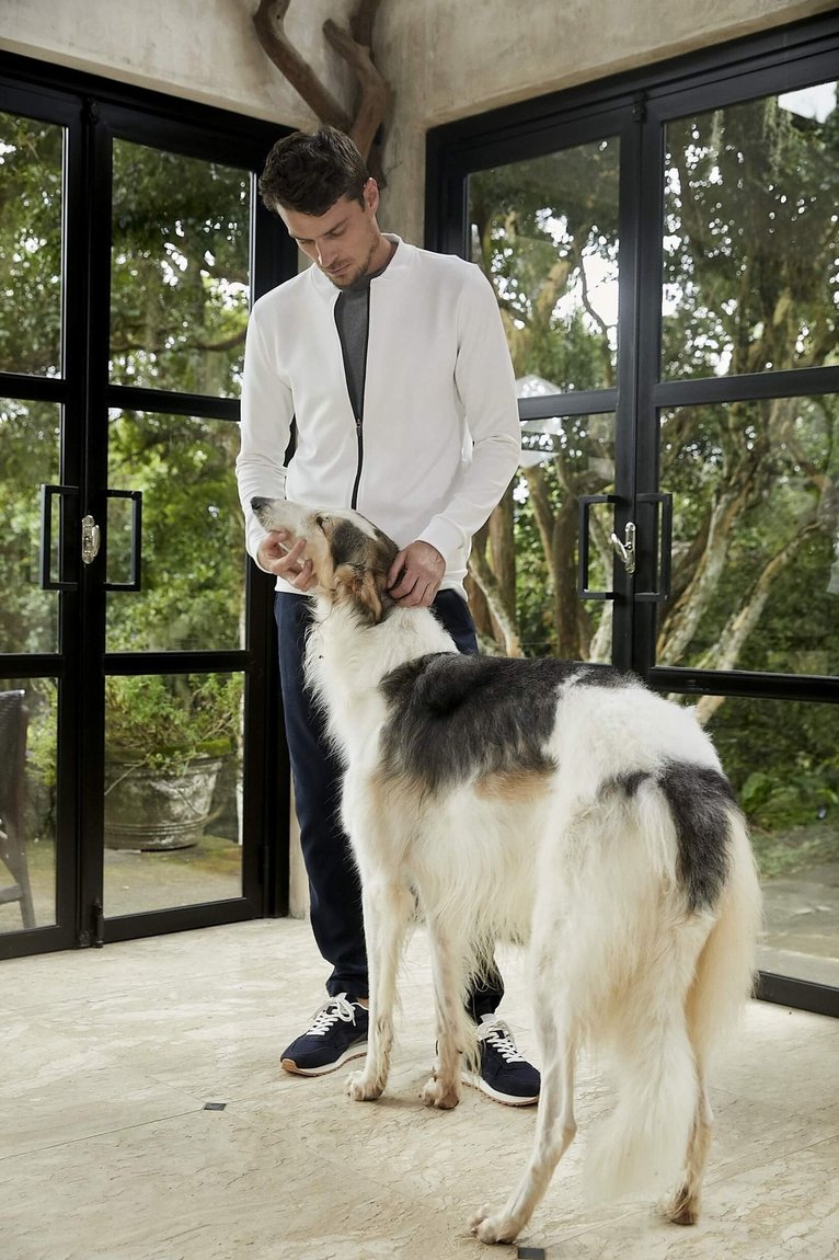 20_12_19_478_20_6_6_696_wshirt_jaquetatraveller_offwhite20220wshirt250620_web