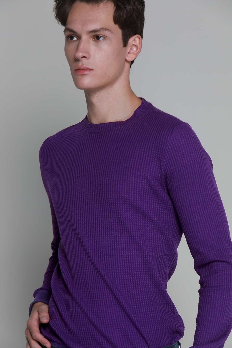 19_6_8_890_wshirt_sueterlondon_violeta3_web