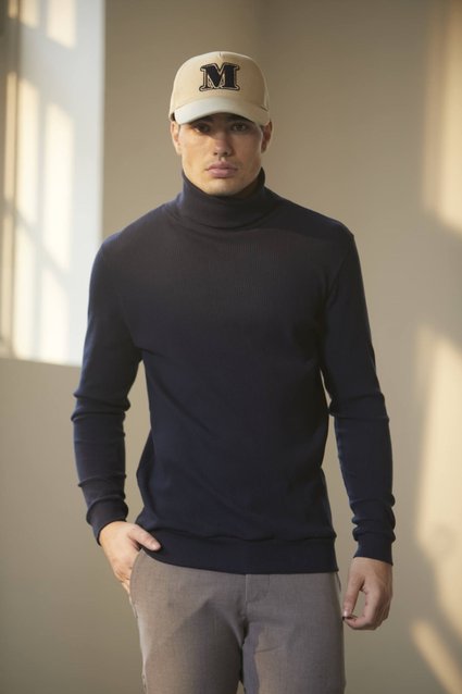 Blusa Canelada Gola Rolê