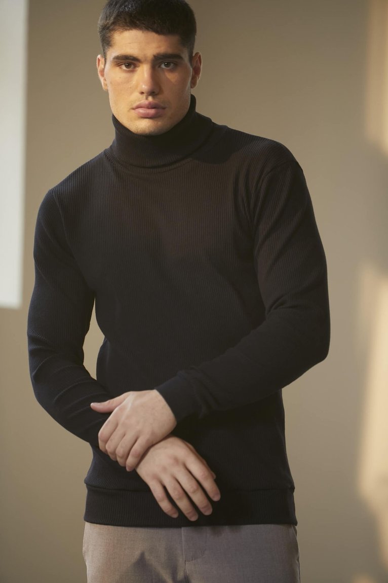 21_58_25_400_21_5_9_948_wshirt_blusacaneladagolarola_preta20120wshirt2427244_web