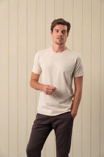 Camiseta Básica Algodão Egípcio Gola C