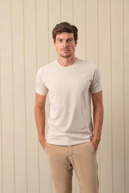 Camiseta Básica Algodão Egípcio Gola C