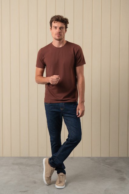 Camiseta Básica Algodão Premium com Elastano Gola C